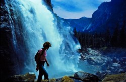 hiking,-Yosemite-falls-LRadjust